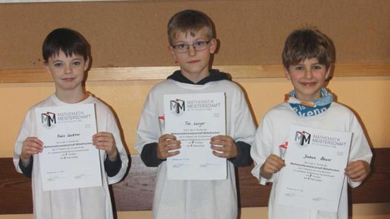 Freude bei mittelfränkischer Mathe-Meisterschaft: Drei Jungs aus Altmühlfranken weiter