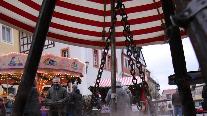 Der "Zaubertrank-Kessel" wird heuer nicht dauerhaft auf dem Bad Windsheimer Weihnachtsmarkt stehen.

