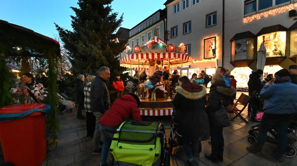 Auch das kleine Kinderkarussell gibt es wieder.