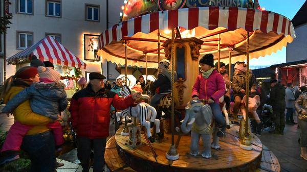 Die Eröffnung des Neumarkter Weihnachtsmarkts 2022.
