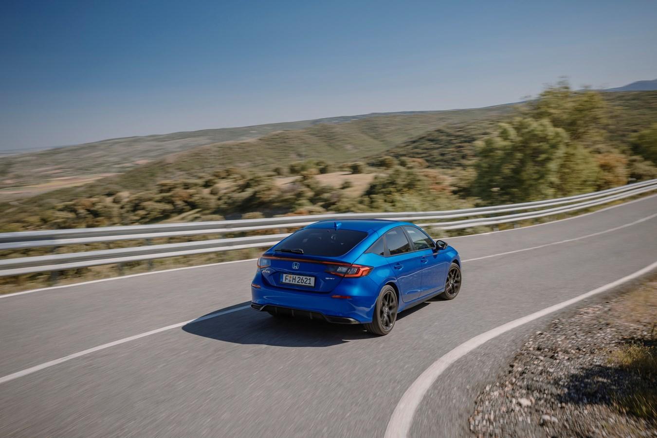 Moderat bewegt, hat es unser Testwagen bei 4,6 l/100 km gut sein lassen, im Mix aus Stadt, Land, Autobahn konsumierte er 5,6 l.