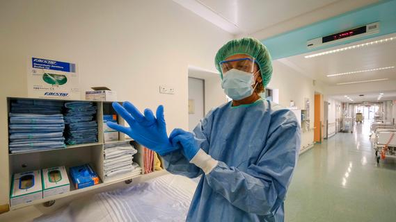 "Wir haben grausame Bilder gesehen": Wie Corona Mitarbeiter am Klinikum Nürnberg weiter belastet