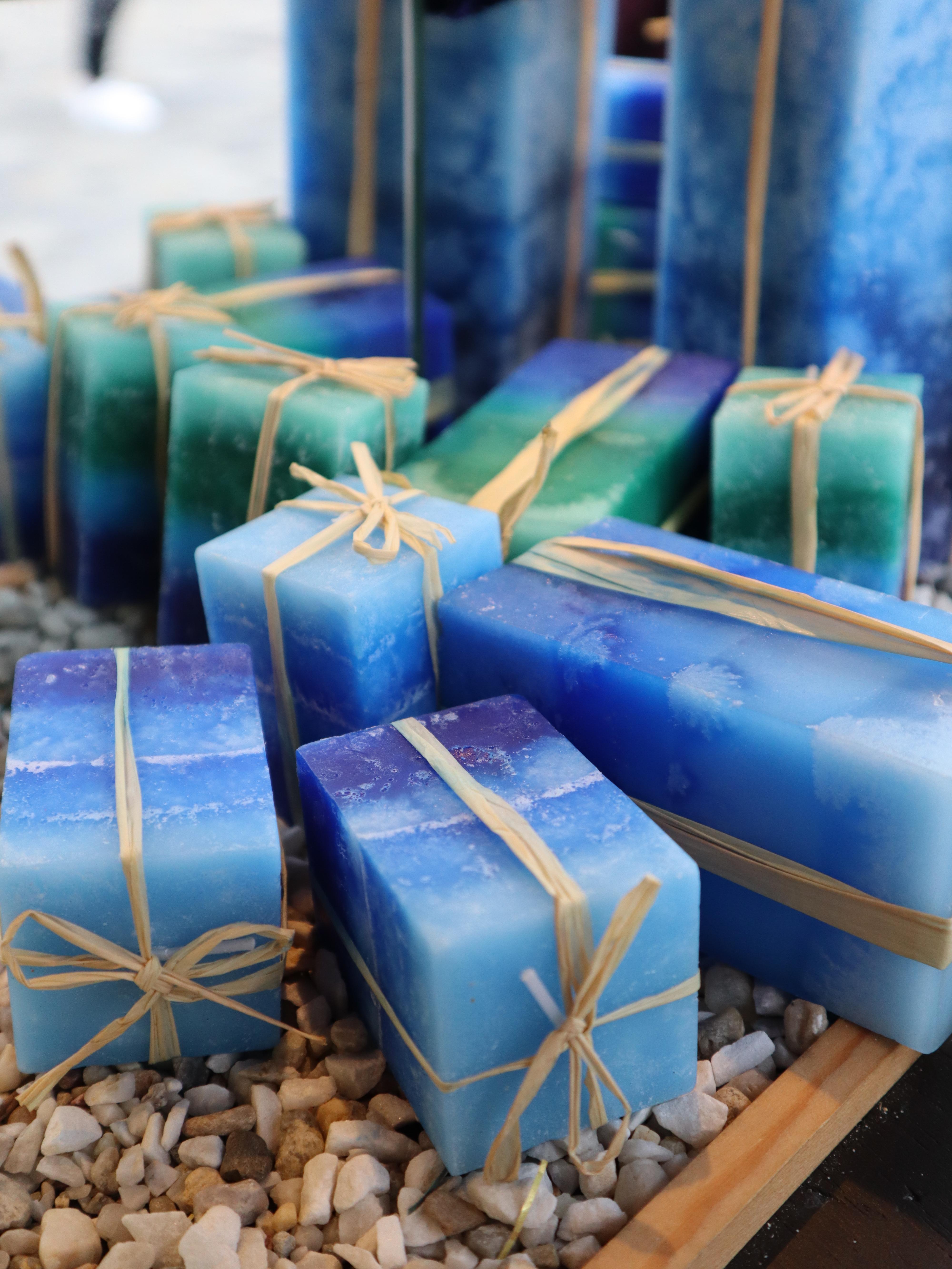 Kerzen in Geschenkp&auml;ckchen-Optik