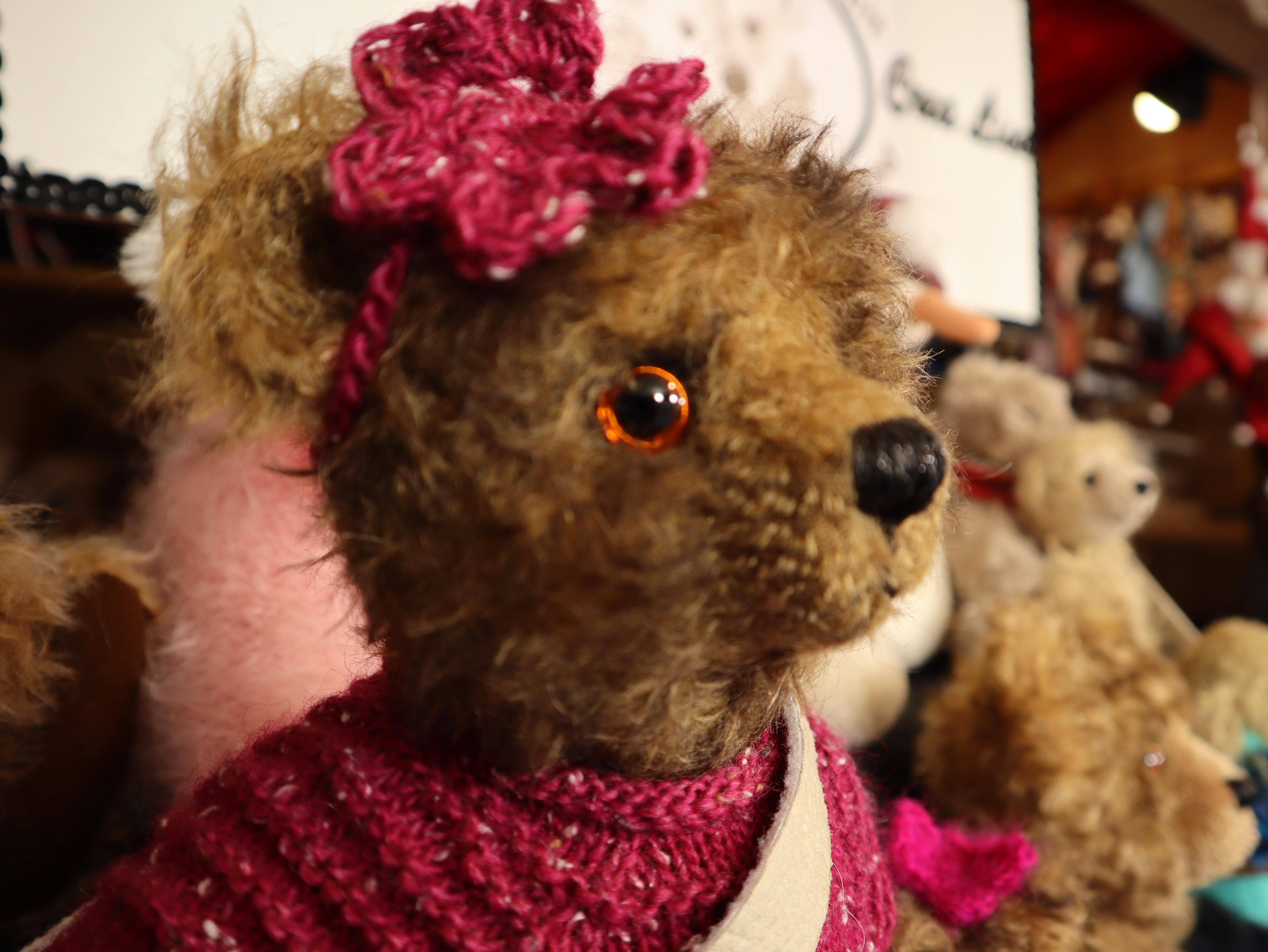 Teddybären von CreaLisa in der Christkindlesmarkt-Bude