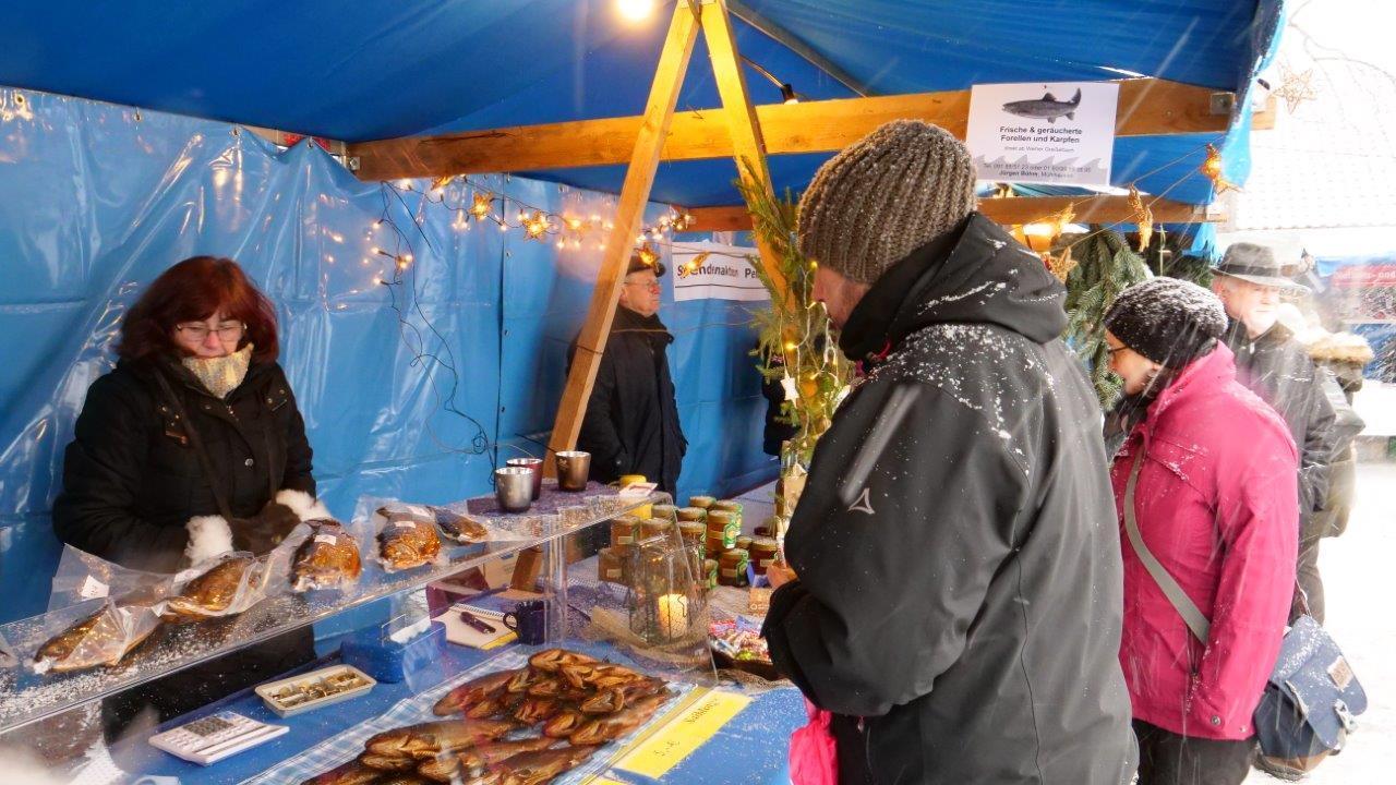 Der Mühlhausener Weihnachtsmarkt glänzt durch ein vielfältiges Warenangebot.
