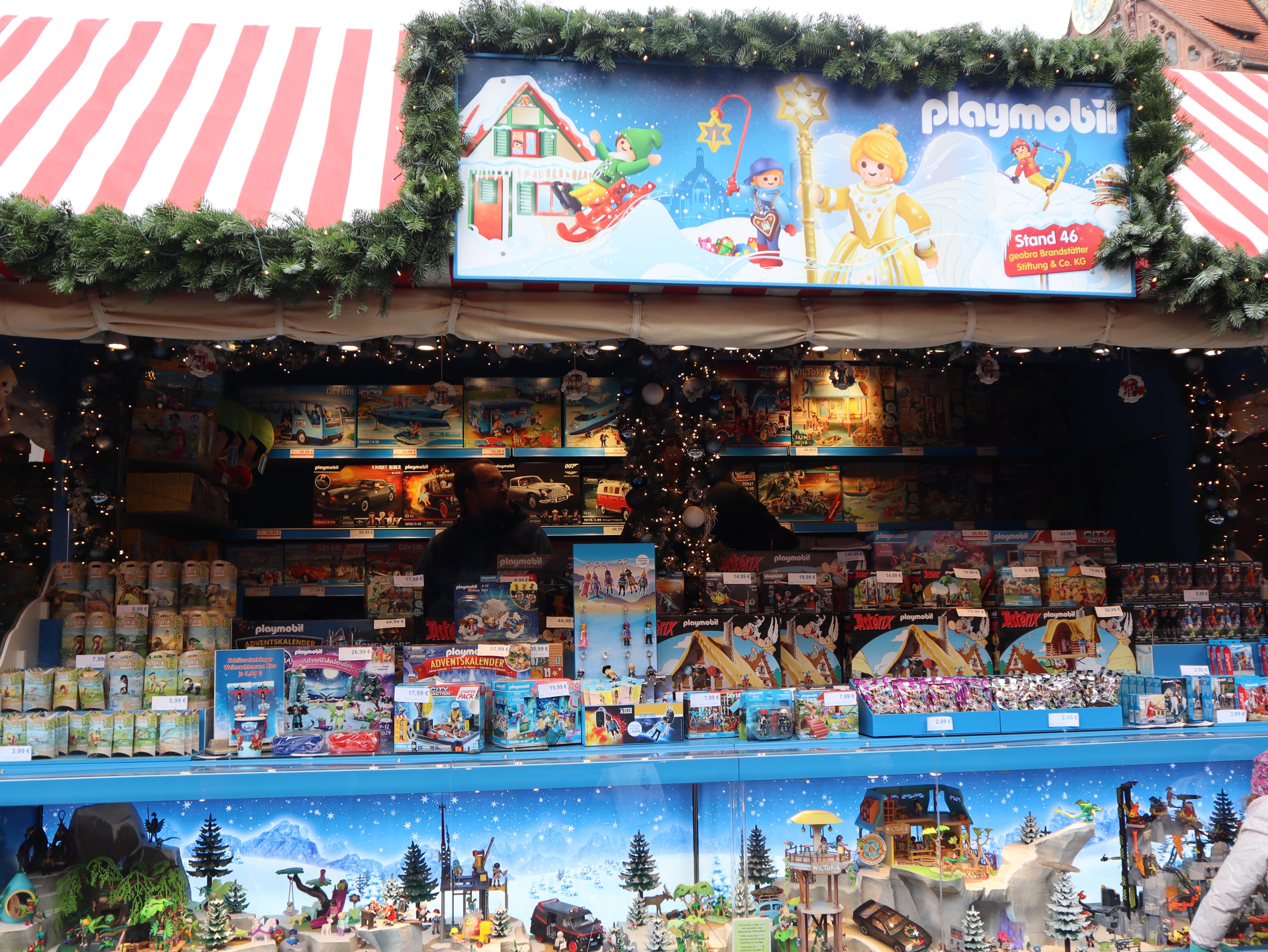 Geobra Brandstätter Stiftung & Co. KG / PLAYMOBIL, Hauptmarkt (Dockn