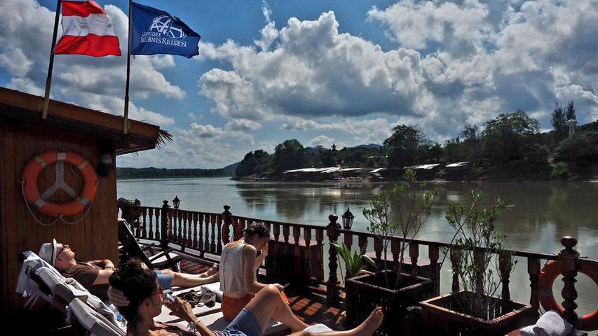 Am nächsten Morgen fährt die Mekong Sun, die dem Spezialreiseveranstalter Lernidee aus Berlin gehört, ihre Tour über den Mekong fort. Die spannende Reportage zu dieser Bildergalerie lesen Sie auf unserem Premiumportal nn.de