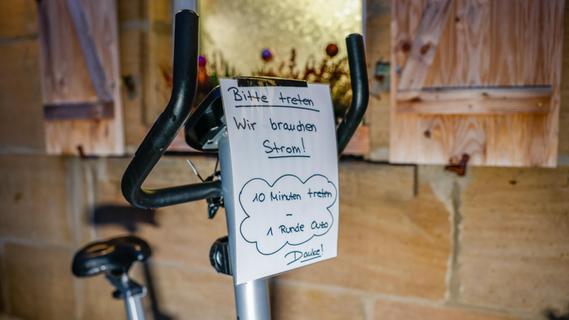 Strampeln für Strom: Ouzo-Fahrrad eines Fürther Wirts erheitert das Netz