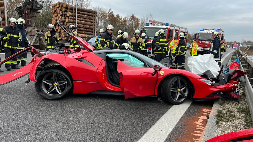 Aus bislang unbekannter Ursache verlor ein 59-jähriger Mann aus Hessen auf der linken Spur die Kontrolle über seinen Ferrari und krachte mit dem Boliden in die Leitplanke.