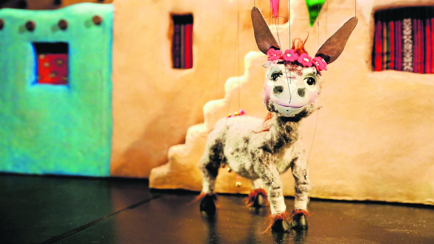 Sehr cooler Hauptdarsteller: Esel Noël aus der Verfilmung der Weihnachtsgeschichte durch die berühmte Augsburger Puppenkiste.