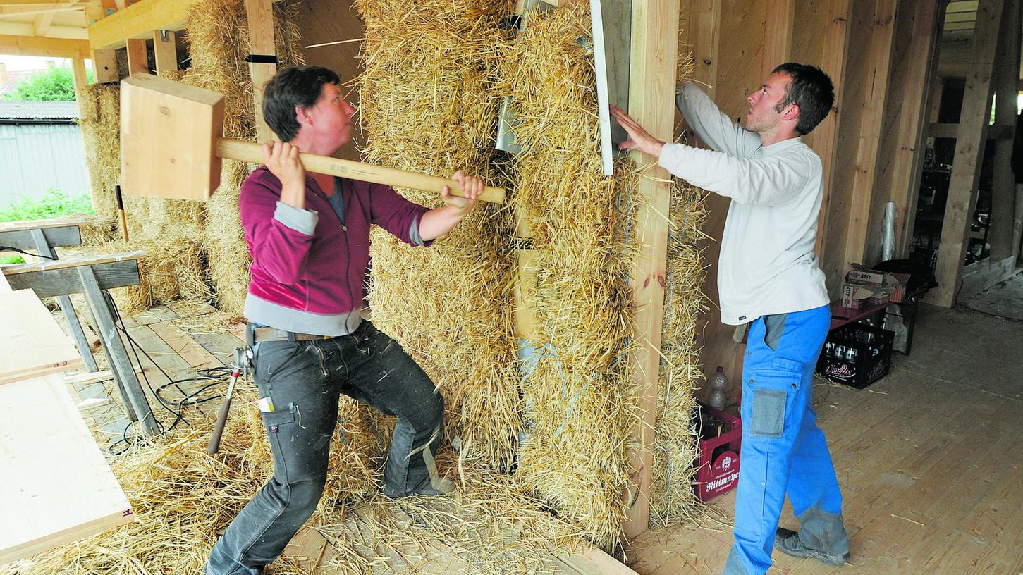 Stroh statt Stein Stroh statt Stein