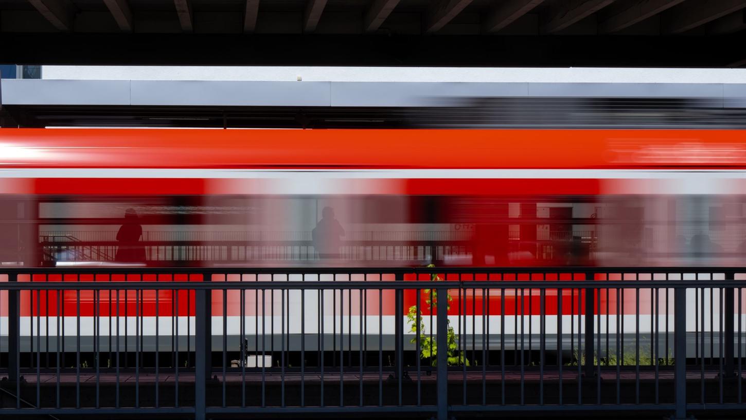 Nürnbergs S-Bahnen fahren künftig am Wochenende auch nachts. 