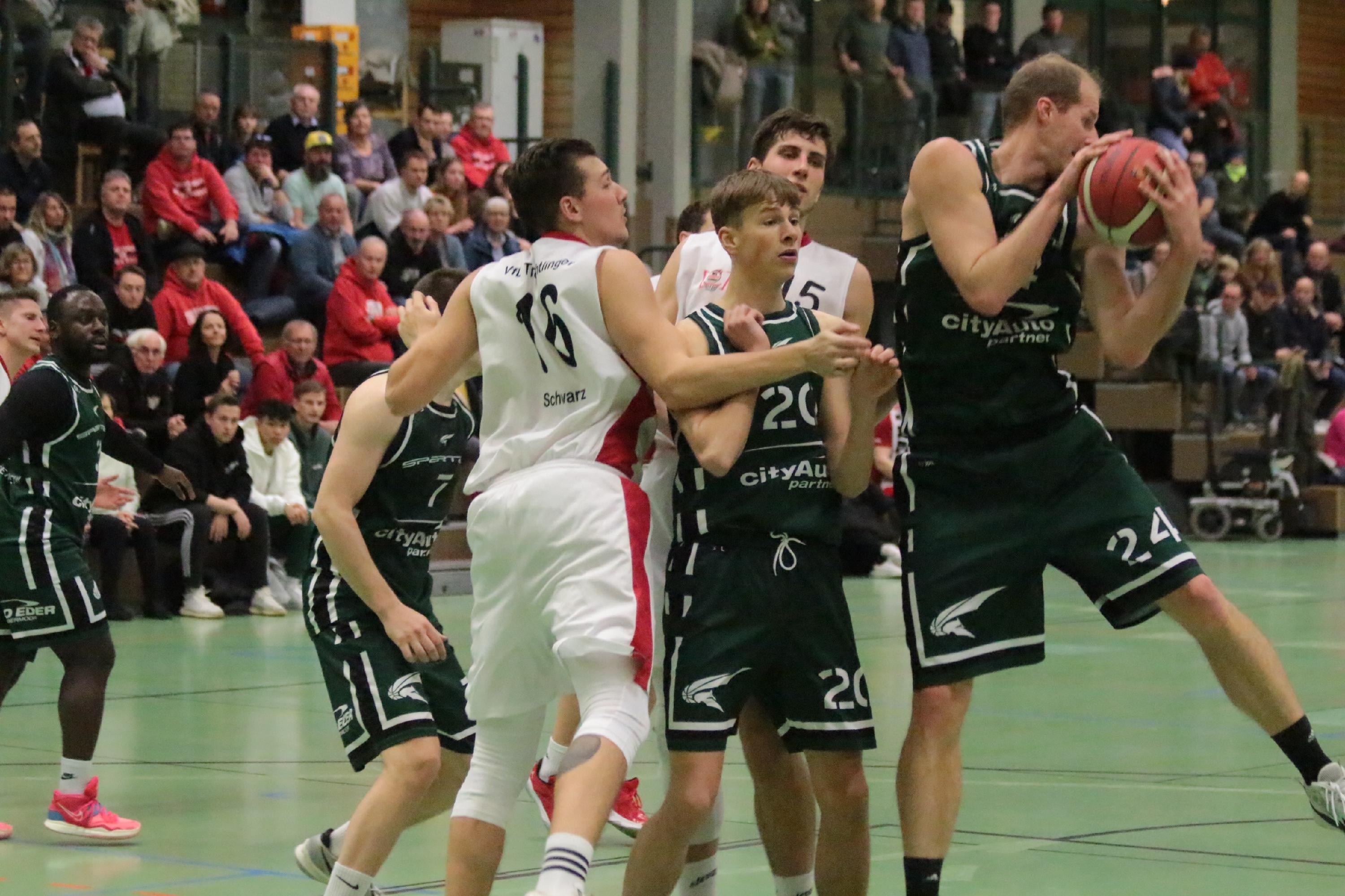 Die VfL-Baskets gewannen ein umkämpftes Match gegen Rosenheim mit 79:64