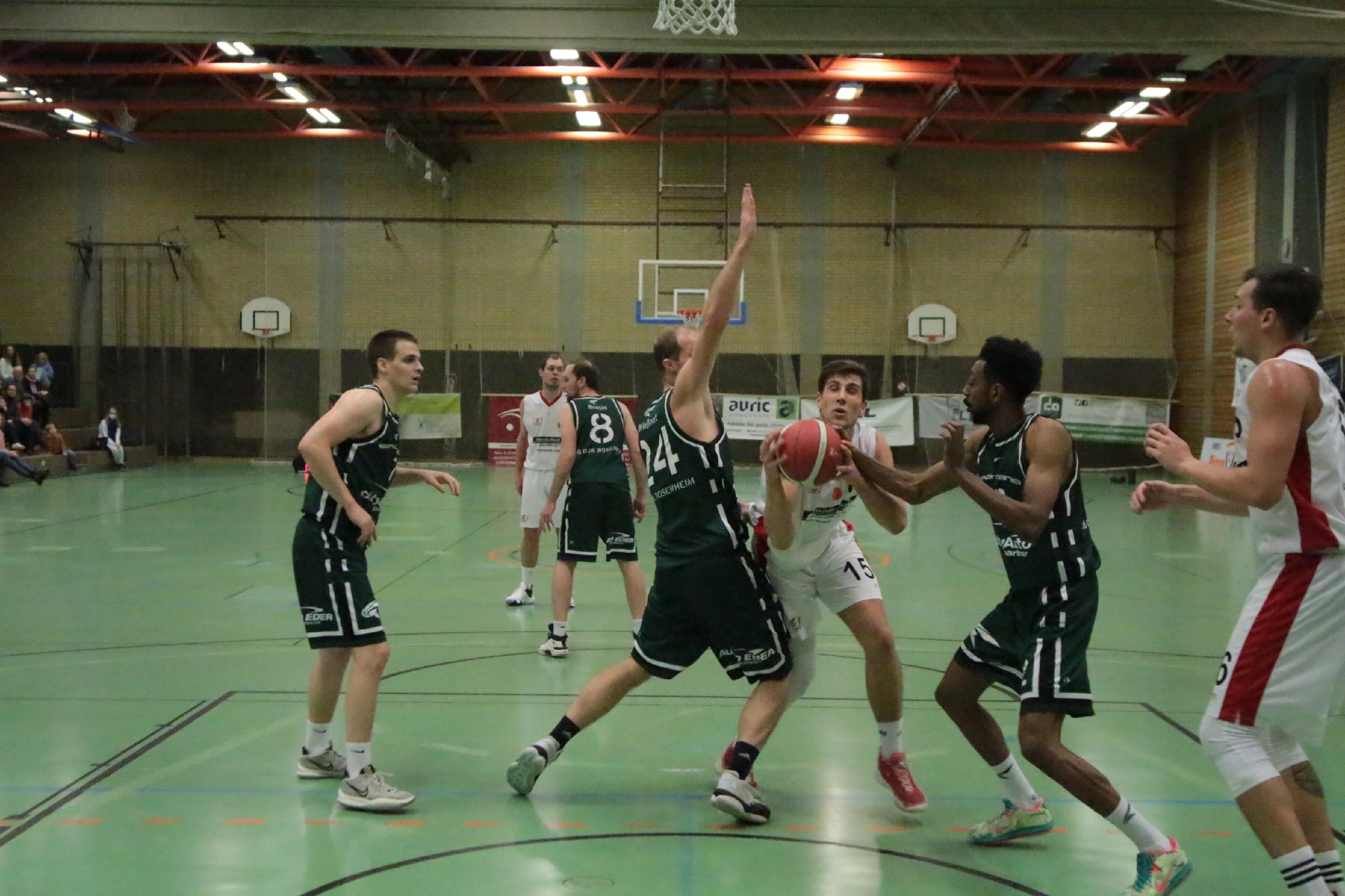 Die VfL-Baskets gewannen ein umkämpftes Match gegen Rosenheim mit 79:64.