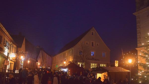 ROT-Weihnachtsmarkt-Wendelstein