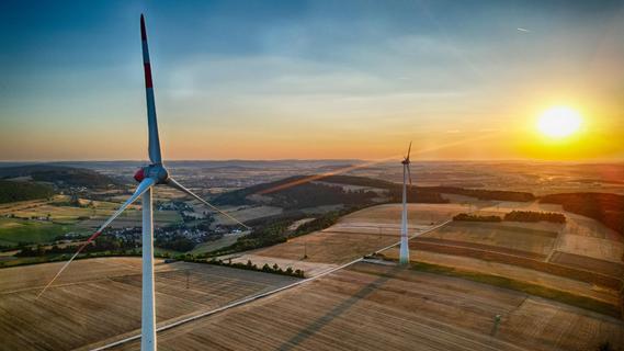 Verband klagt gegen Windparks in Bayern: Sind die Windkraft-Ziele gefährdet?
