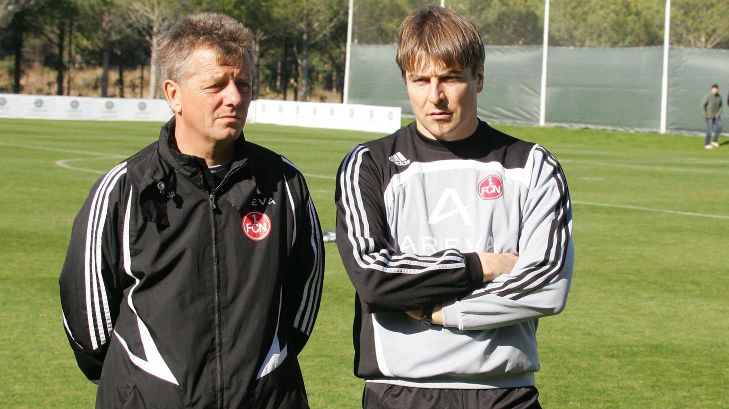 Hört auf: Nürnbergs früherer Co-Trainer Peter Hermann (li.), hier mit Michael Oenning.