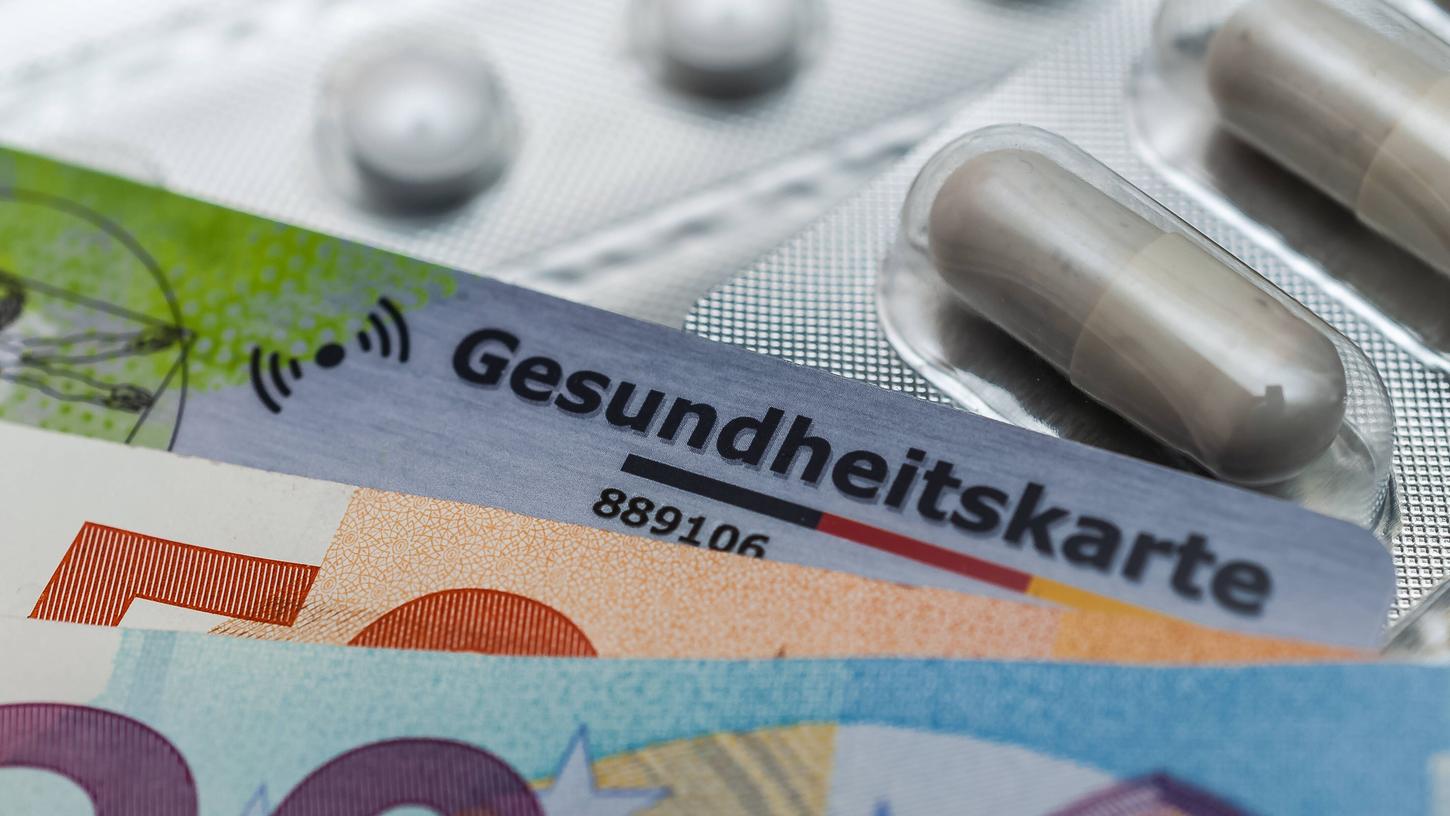 Zum Jahreswechsel stehen bei vielen gesetzlichen Krankenkassen Beitragserhöhungen an. Zum Jahreswechsel stehen bei vielen gesetzlichen Krankenkassen Beitragserhöhungen an.