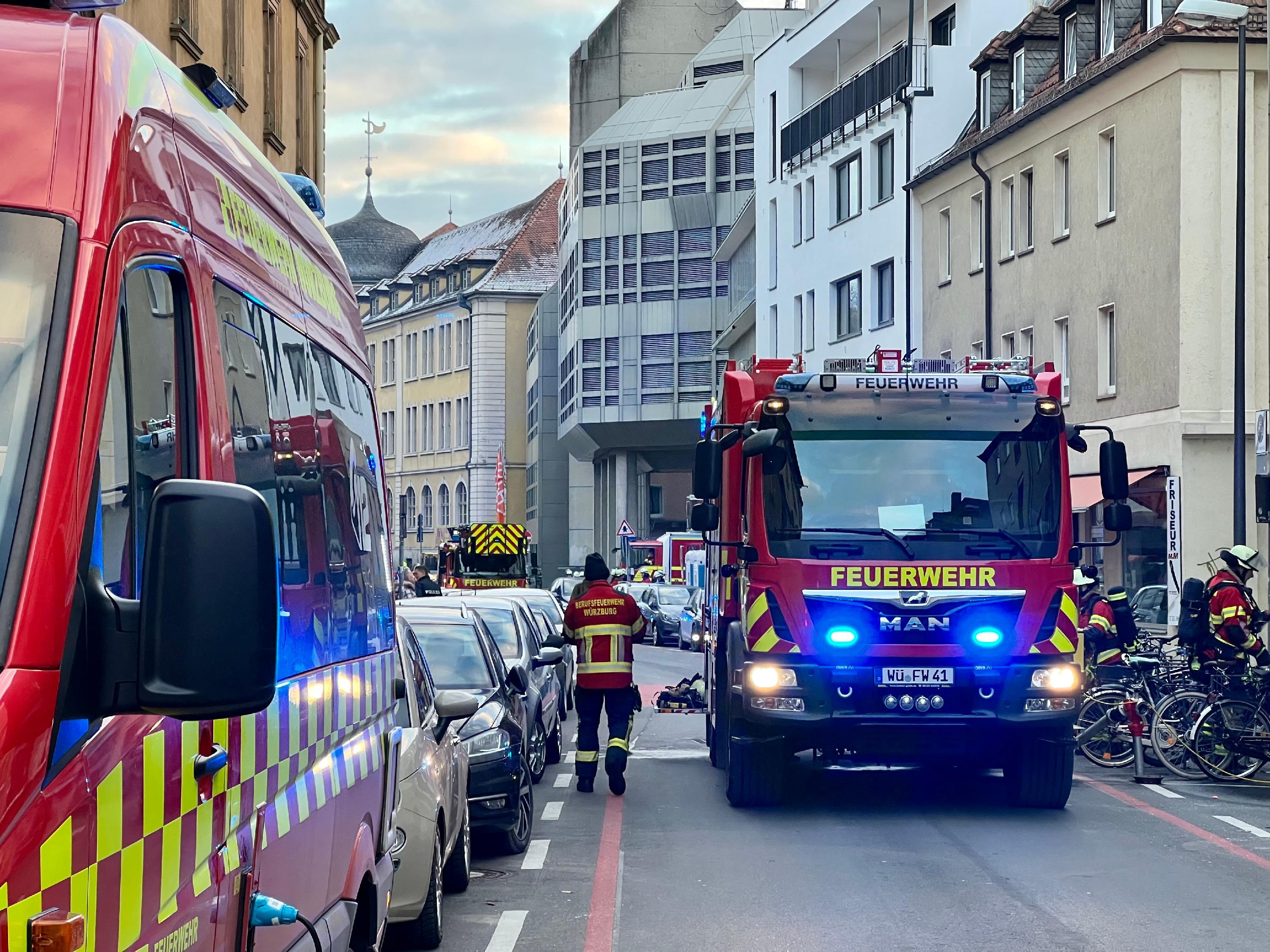 Brand in Mehrfamilienhaus in Würzburg