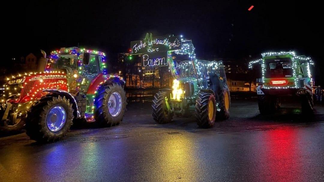 Lichterfahrt der Landwirte in Höchstadt: Hickhack über Auflagen nimmt kein  Ende
