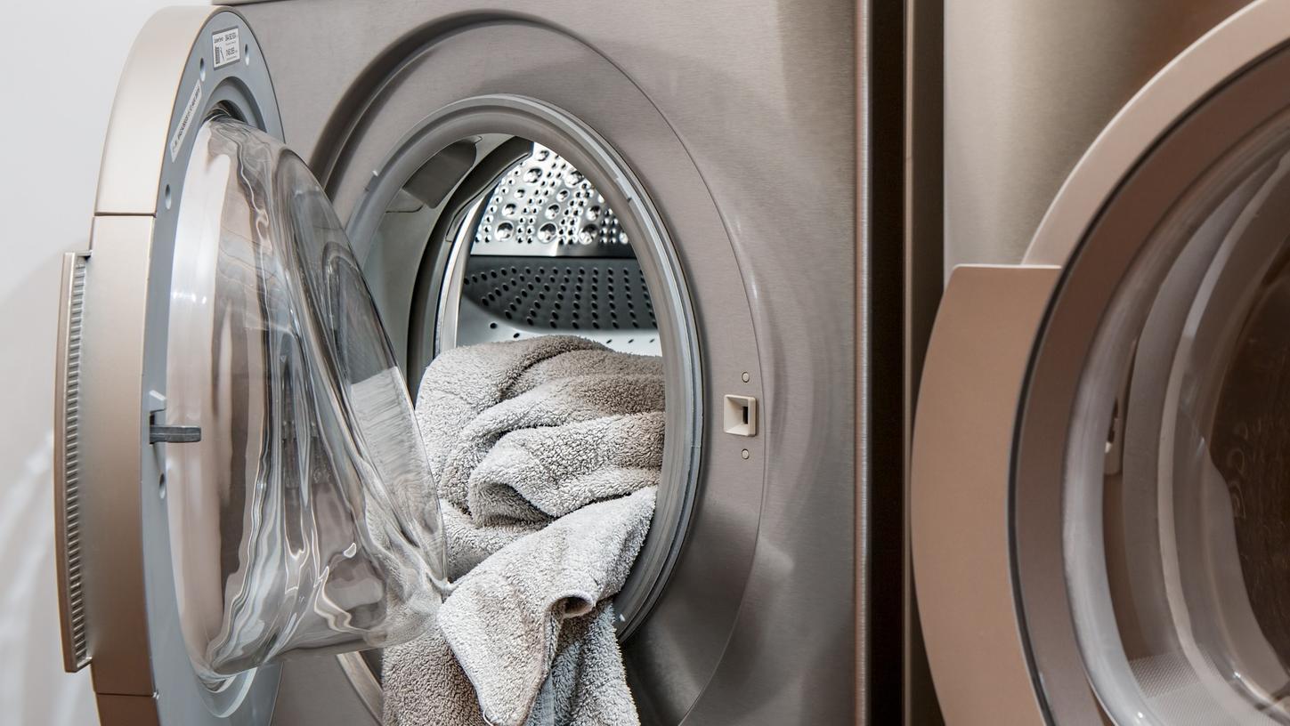 Handtücher und Bettwäsche sollten nur unter Beachtung bestimmter Regeln zusammen gewaschen werden.
