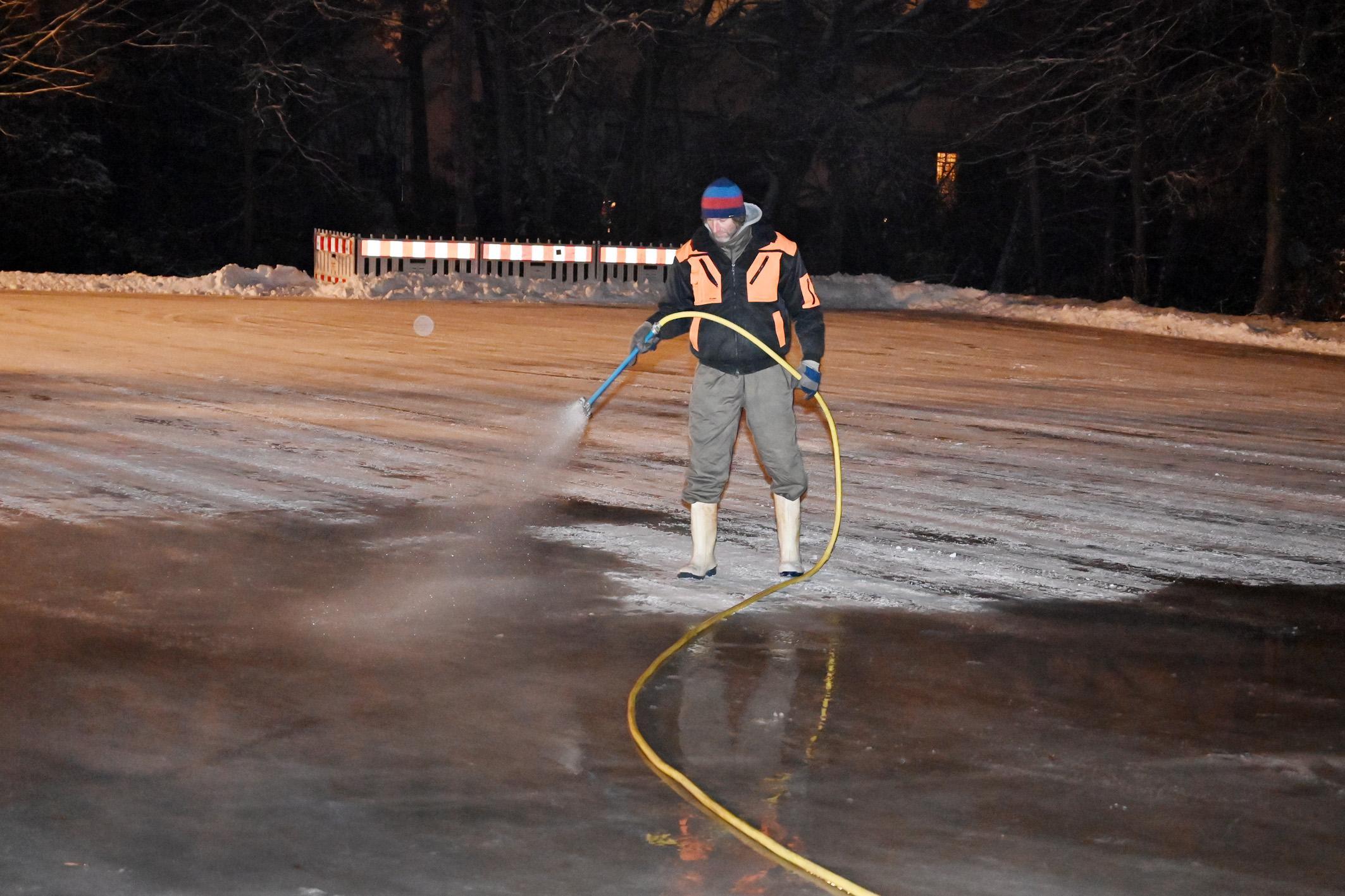 Eisflächen Theodor-Heuss-Anlage Lange Zeile