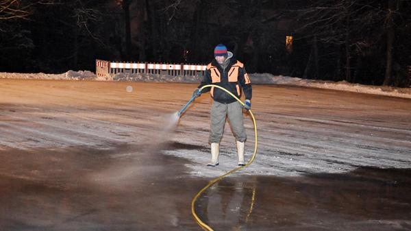 Eisflächen Theodor-Heuss-Anlage Lange Zeile