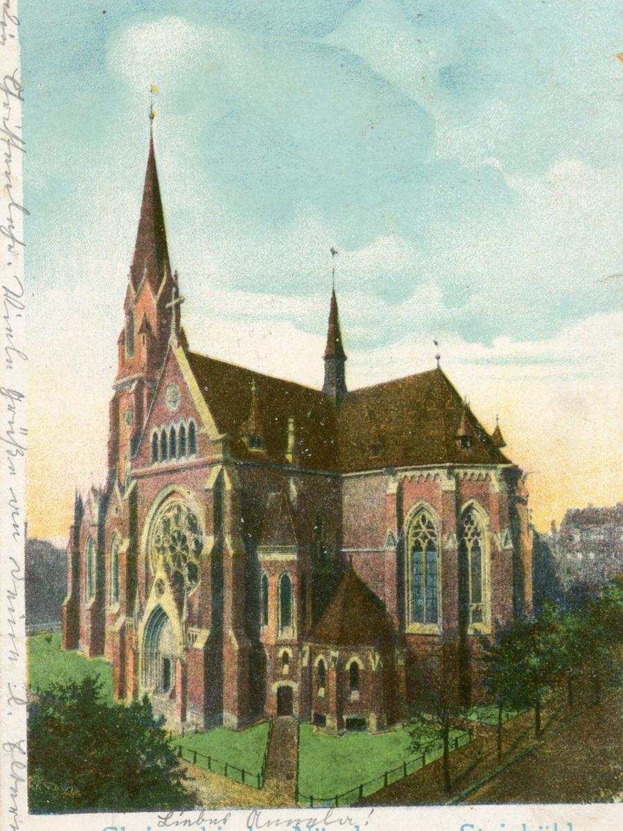 Diese kolorierte Lithografie von 1902 zeigt eindrücklich, dass die Christuskirche einst wie auf einem Präsentierteller inmitten des Siemensplatzes stand.  