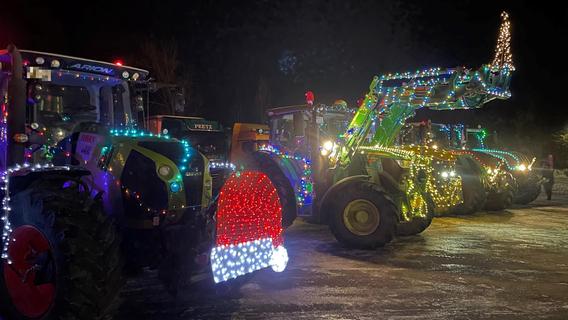 Wunderbare Weihnachts-Schlepper-Parade: Das ist der Termin für "Ein Funke Hoffnung" in Bad Windsheim