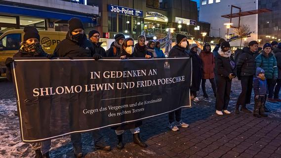 Erlangen: Mit "Heil Hitler"-Rufen Totengedenken gestört