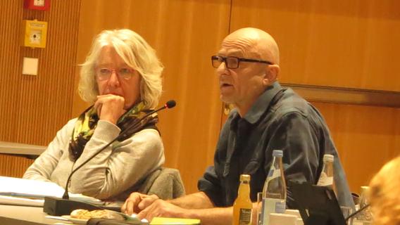 Causa Herbert Gutmann: Bevölkerung muss Stadtratssitzung in Gunzenhausen verlassen