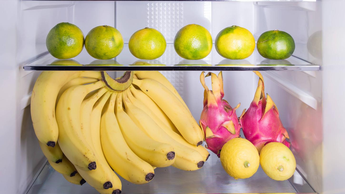 Bananen verderben bei Zimmertemperatur ziemlich schnell. Ist es sinnvoll, sie im Kühlschrank zu lagern?