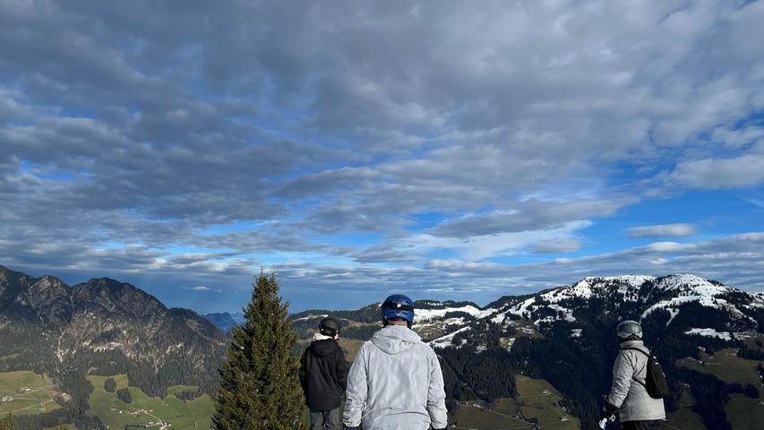Ausblick in Richtung Wildschönau: Wer die Gipfelbahn erreicht hat, kann einen wunderbaren Rundblick genießen.