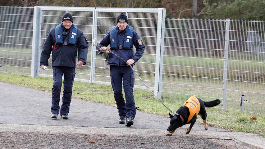 Taucher und Leichenspürhunde auf Boot: Hier sucht die Polizei weiter nach Alexandra R. aus Nürnberg