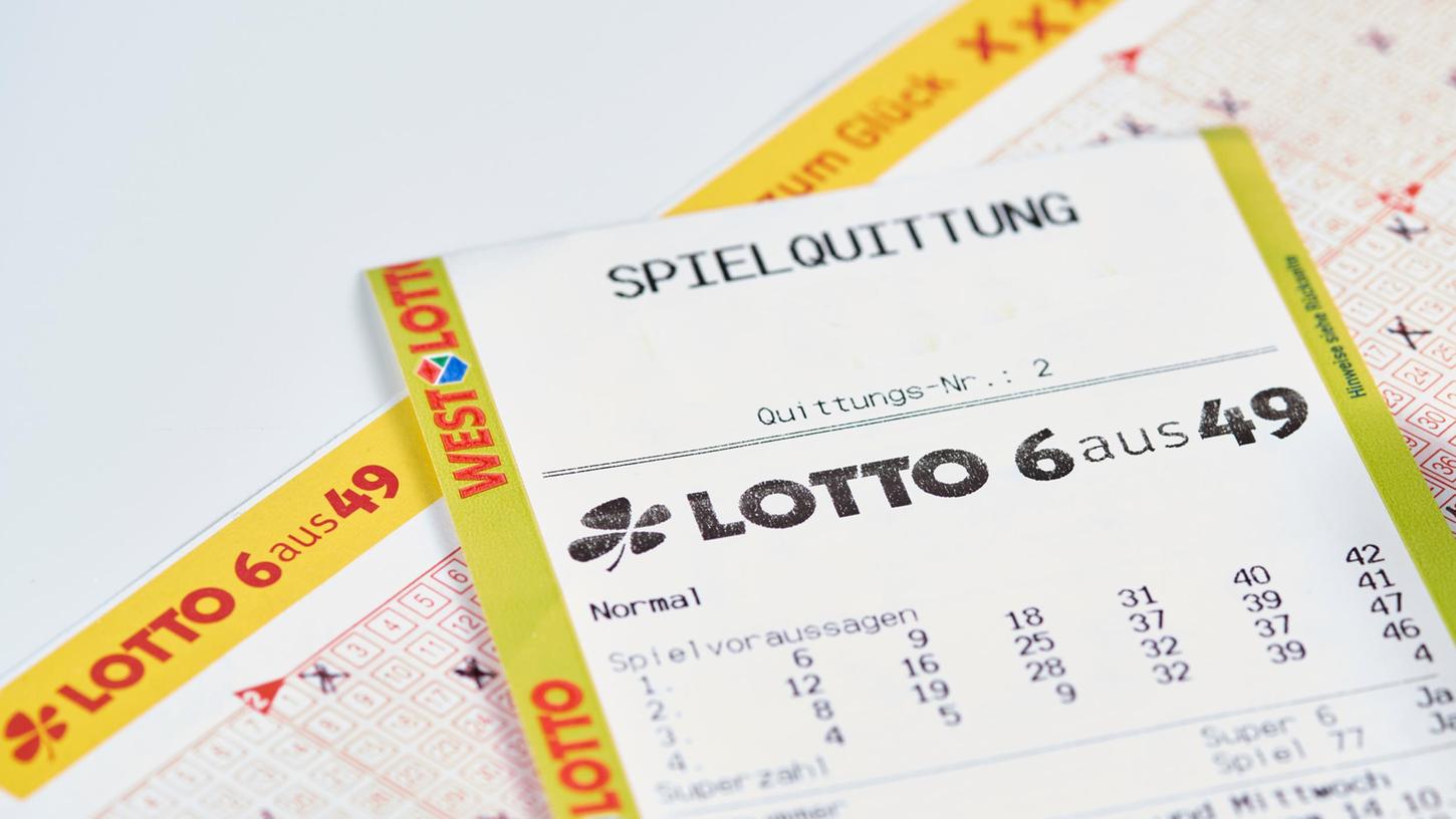 Monatelang hat ein Lotto-Spieler aus Bayern eine Quittung mit sich herumgetragen, die 1,2 Millionen Euro wert war. (Symbolbild)