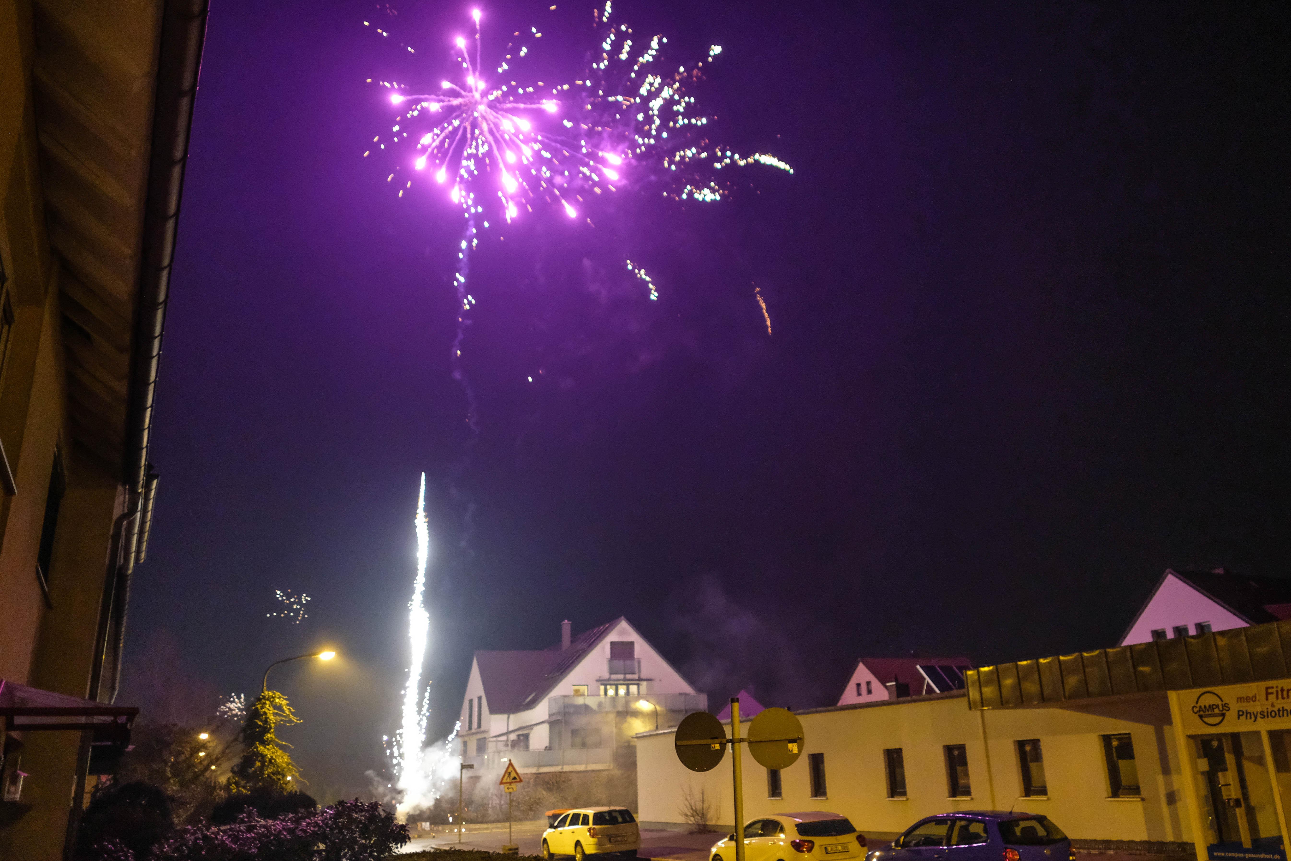 Auch in Nürnberg war es wieder so weit. Nach zwei Jahren Silvester ohne ganz große Partys konnte in der mittelfränkischen Innenstadt...