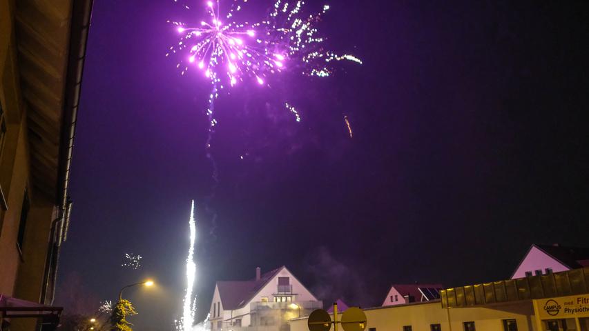 Auch in Nürnberg war es wieder so weit. Nach zwei Jahren Silvester ohne ganz große Partys konnte in der mittelfränkischen Innenstadt...