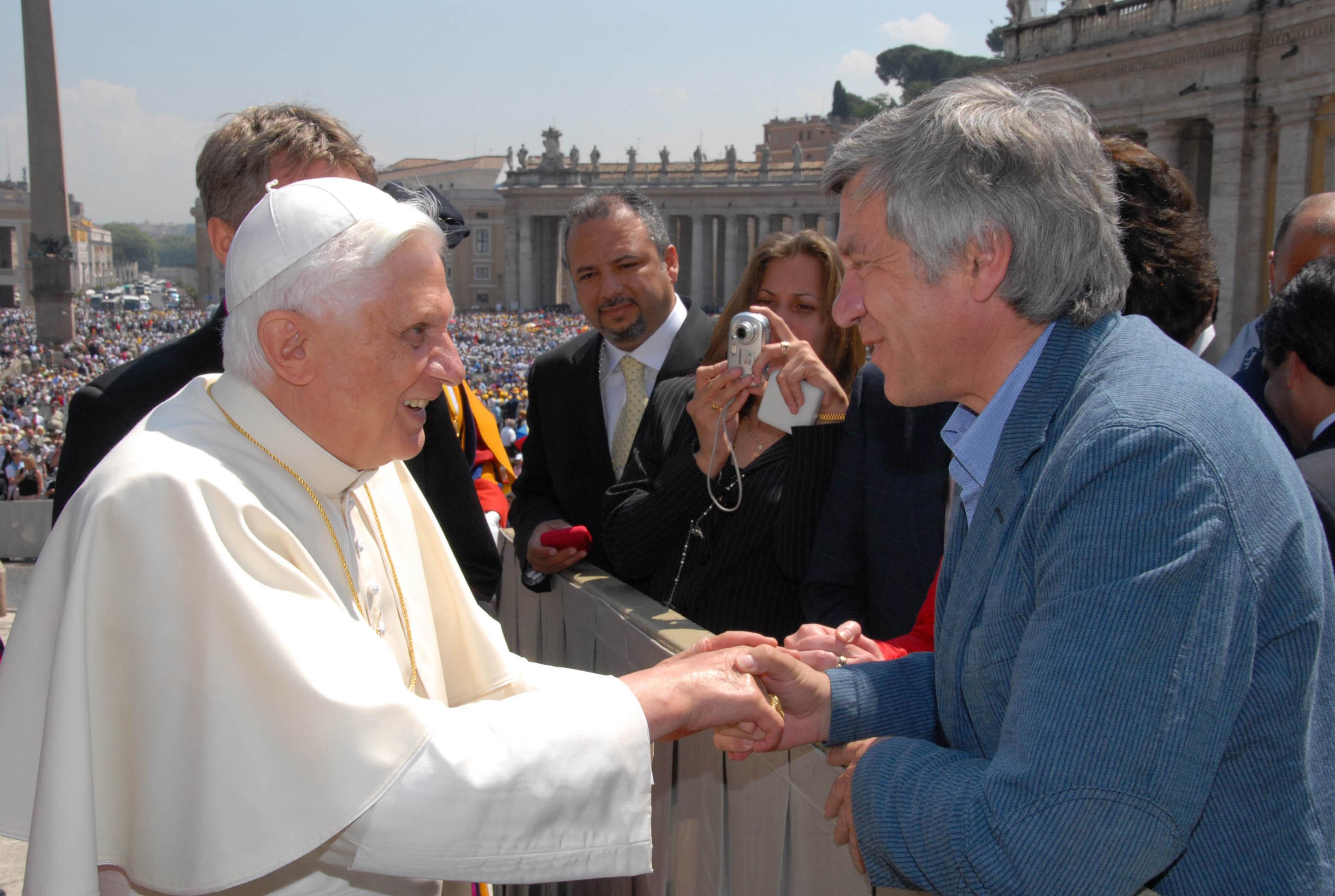 wie alt war ratzinger als er papst wurde