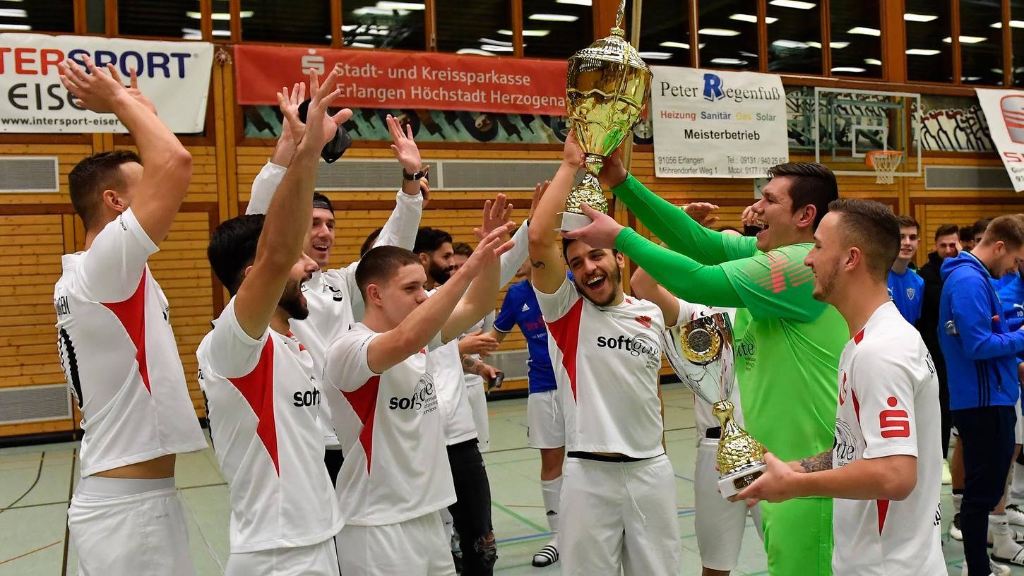 Die letzten Sieger: Im Jahr 2020 sicherte sich der ATSV Erlangen den Pokal mit einem 3:2-Sieg über den SV Tennenlohe.  
