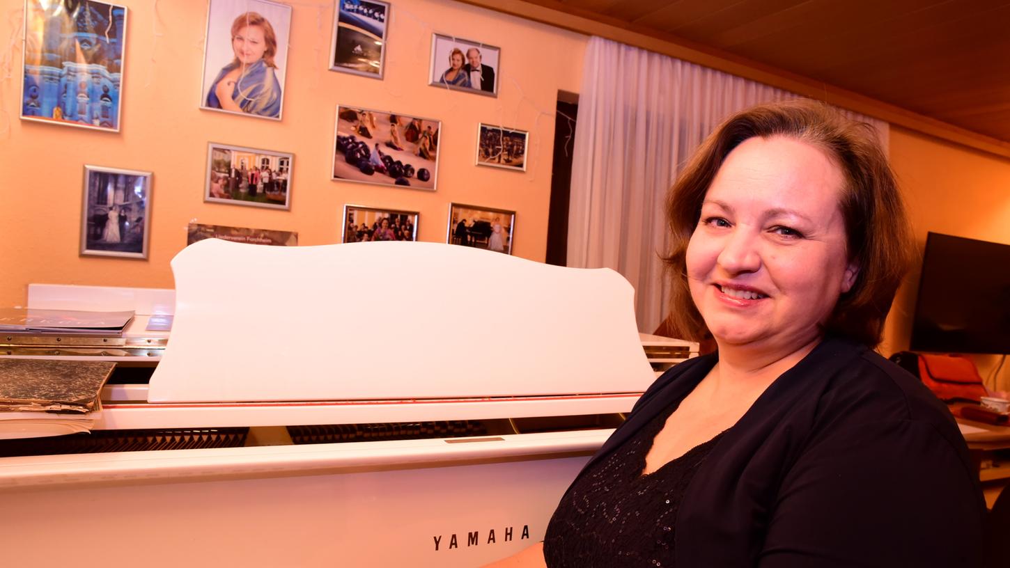 Sie brauchten Platz für den weißen Konzertflügel Ein Besuch im