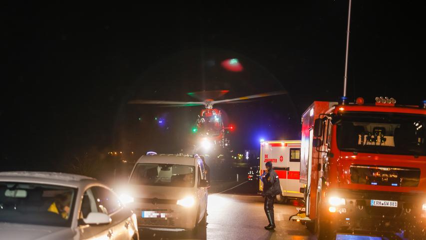 Am Mittwochabend gegen 18.45 Uhr kam es auf der Staatsstraße 2260 bei Mühlhausen (Landkreis Erlangen-Höchstadt) zu einem schweren Verkehrsunfall.