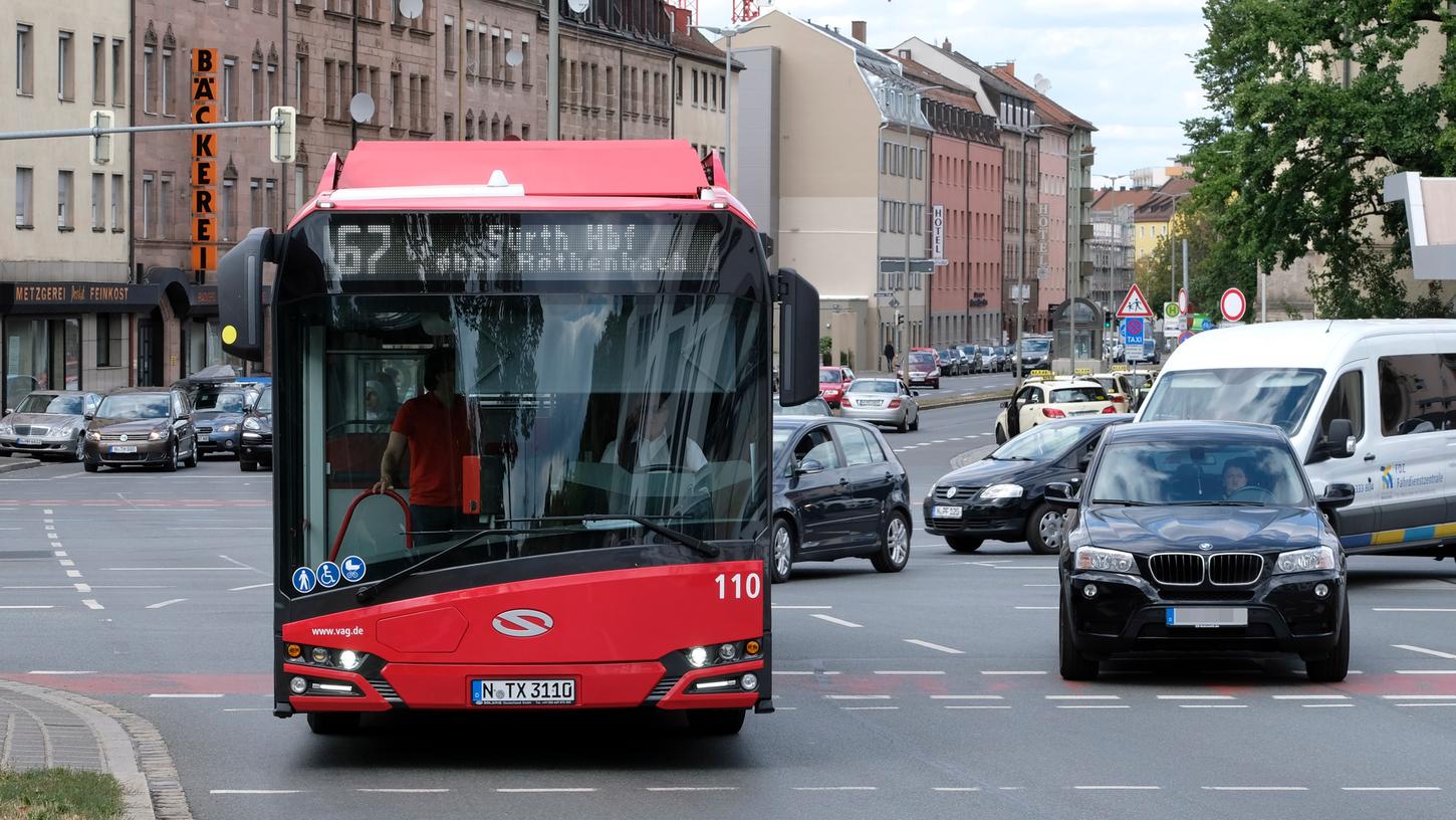 Warnstreiks in Bayern beeinträchtigen am heutigen Freitag, 19. Mai, den Nahverkehr - im VAG-Gebiet verkehren nur Busse nach einem Notfallfahrplan. U-Bahnen und Straßenbahnen bleiben in den Depots.