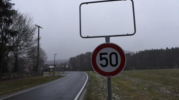 ortsschild-weg-herpersdorf