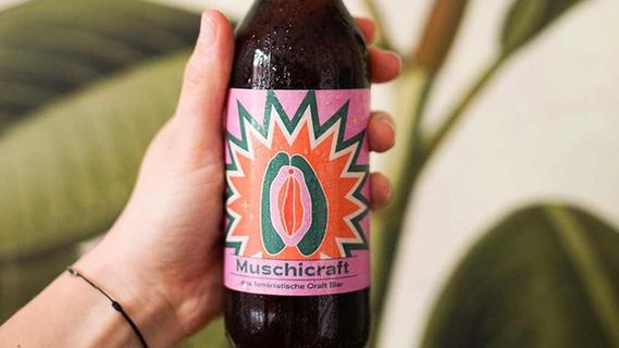 Vulva auf Etikett: Feministin braut "Muschicraft"-Bier für einen guten Zweck