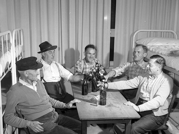 1960: Pendler sind jetzt Gäste im Hotel 