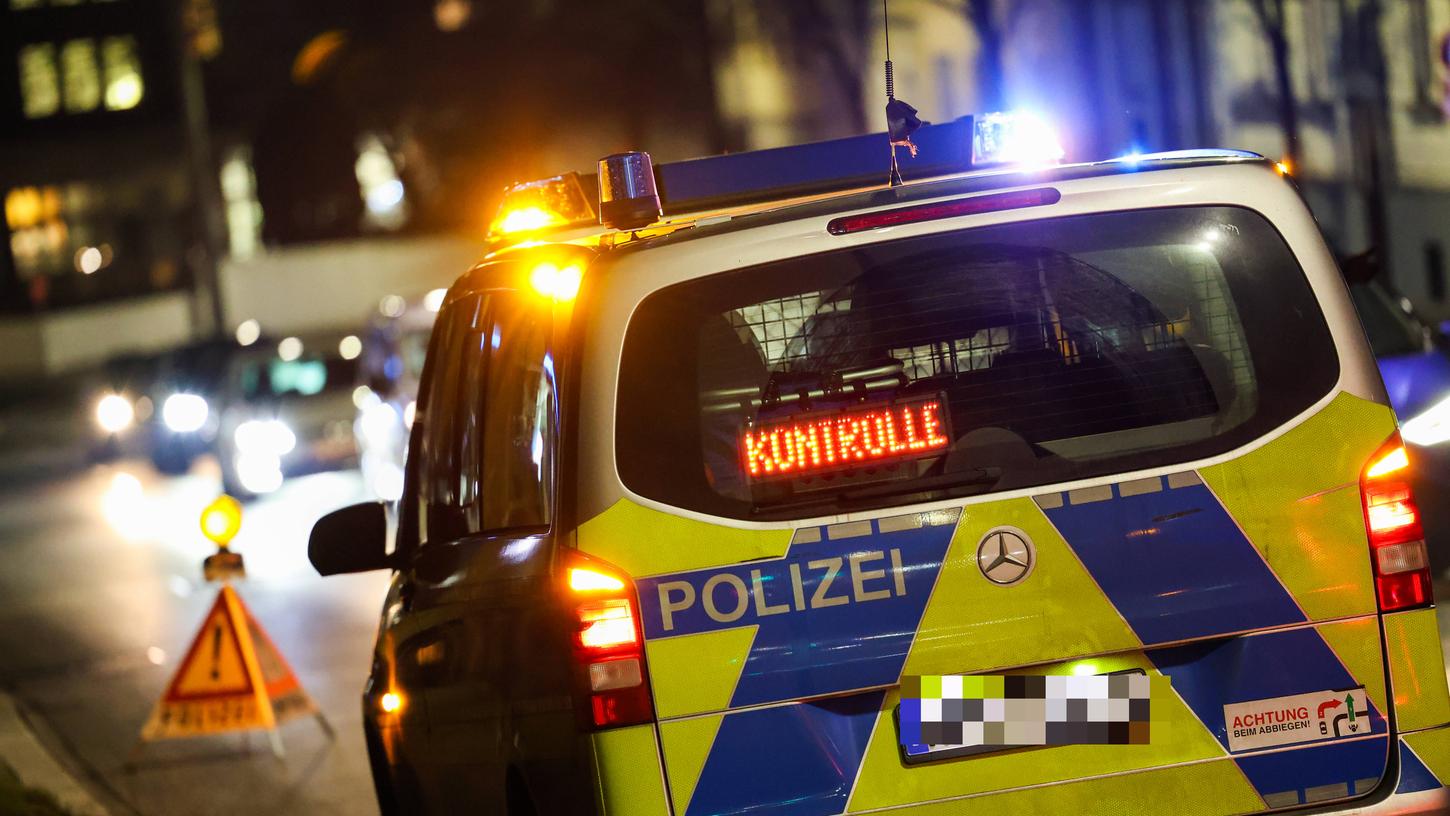 Die Polizei rückte mit mehreren Kräften an. Die Polizei rückte mit mehreren Kräften an.