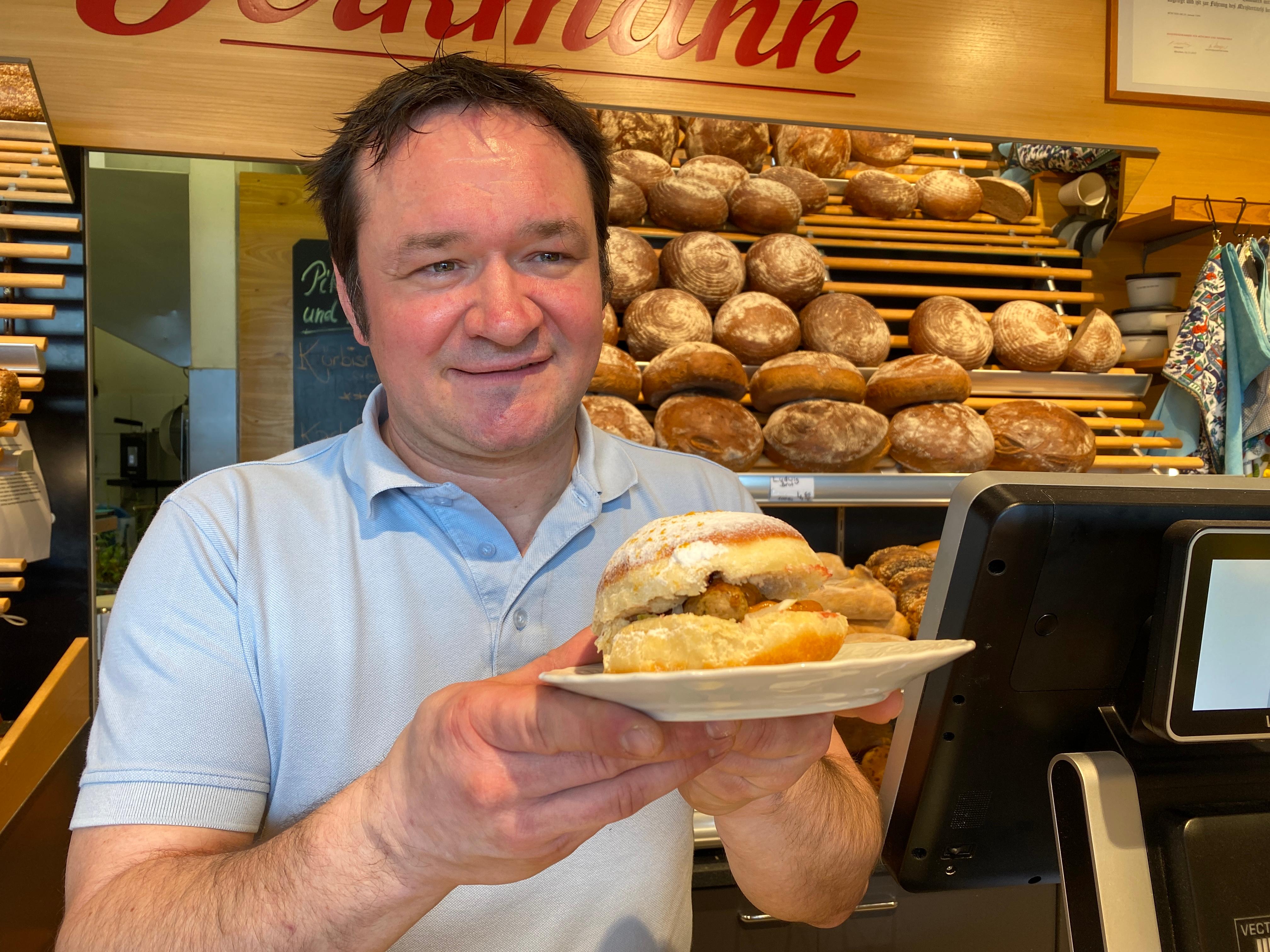 Unfassbare Kreation: Bayerischer Bäcker füllt Krapfen mit ...
