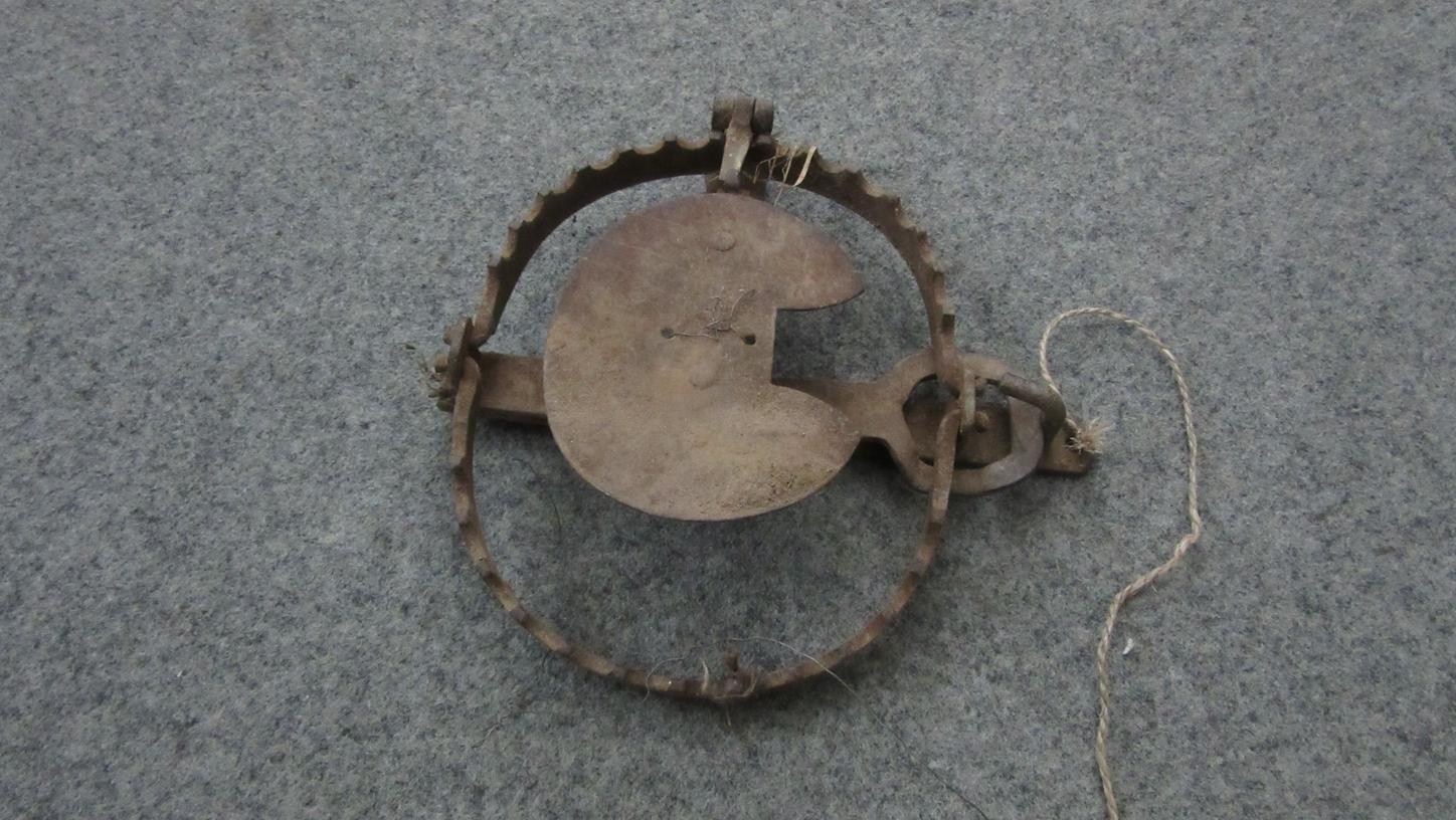 Eine Tellerfalle (Symbolbild) wurde im Landkreis Neustadt/Aisch-Bad Windsheim gefunden. 