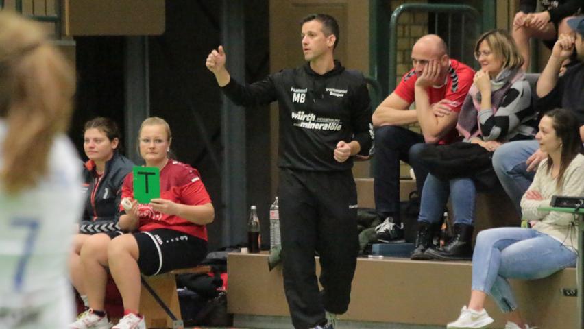 Markus Brunnenmeier (Mitte) vertrat den beruflich fehlenden TSV-1860-Coach Tobias Grimm.