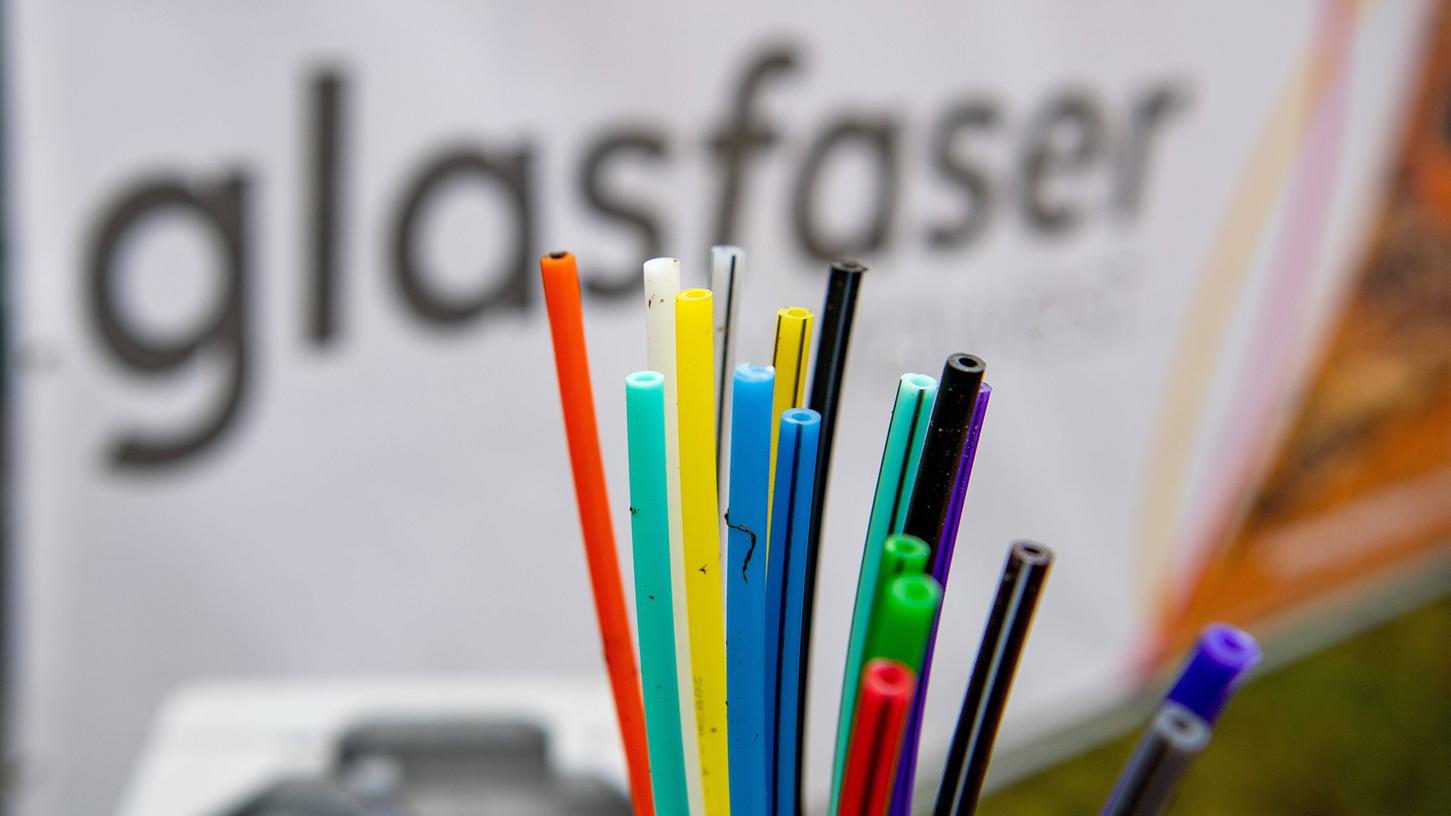 Der Freistaat Bayern bremst den Glasfaserausbau in Gunzenhausen vorerst. Der Freistaat Bayern bremst den Glasfaserausbau in Gunzenhausen vorerst.